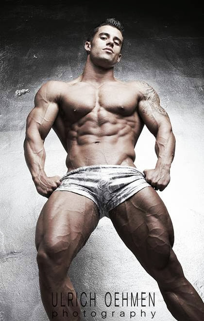 Santi Aragon - 24 Years Old Bodybuilder and Fitness Model