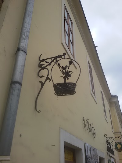 Photos of Nostalgia Flower Salon