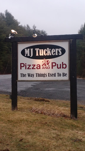 Restaurant «MJ Tuckers Pizza & Pub», reviews and photos, 61 S Main St, Sandisfield, MA 01255, USA