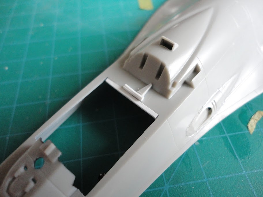 Hasegawa 1:48 F-16N Falcon VF-43 'Challengers' (kit no. V7) FINISHED DSC00900