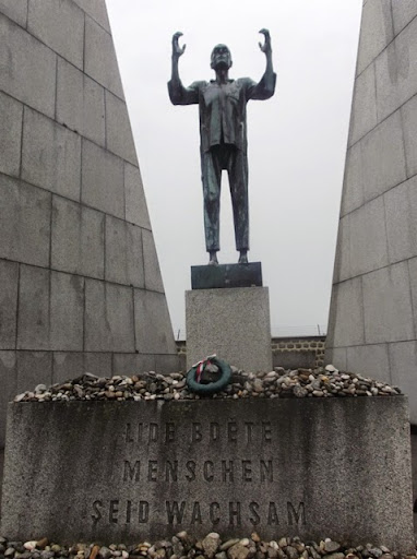 Mauthausen - Linz (Austria) - En SOLITARIO por Rumanía, Hungría, Eslovaquia & Chequia (5)