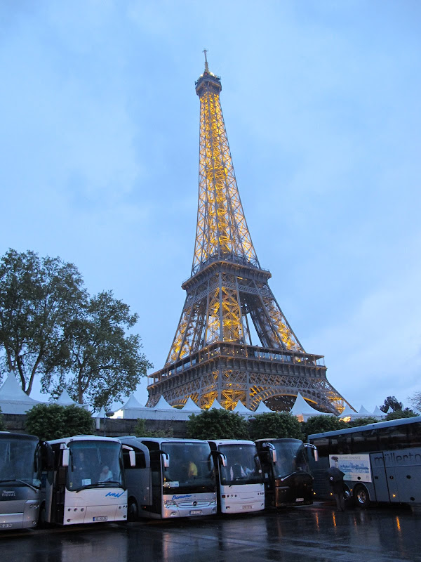 Paris: Hình ảnh tháp Eiffel vào buổi tối IMG_7977