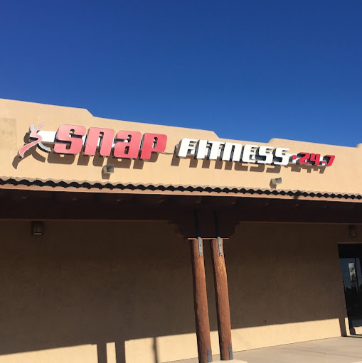 Snap Fitness Wickenburg logo