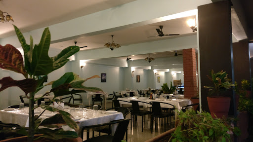 The Roost - Non Vegetarian Family Restaurant, Hunsur Rd, Vijayanagar 4th Stage, Hinkal, Ilavala Hobli, Karnataka 570017, India, Vegetarian_Restaurant, state KA