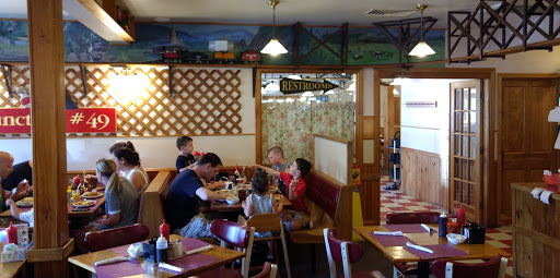Breakfast Restaurant «Glen Junction Family Restaurant», reviews and photos, 12 US-302, Glen, NH 03838, USA