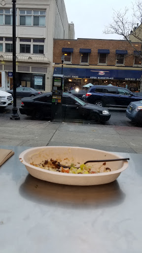 Mexican Restaurant «Chipotle Mexican Grill», reviews and photos, 229 Washington St, Hoboken, NJ 07030, USA