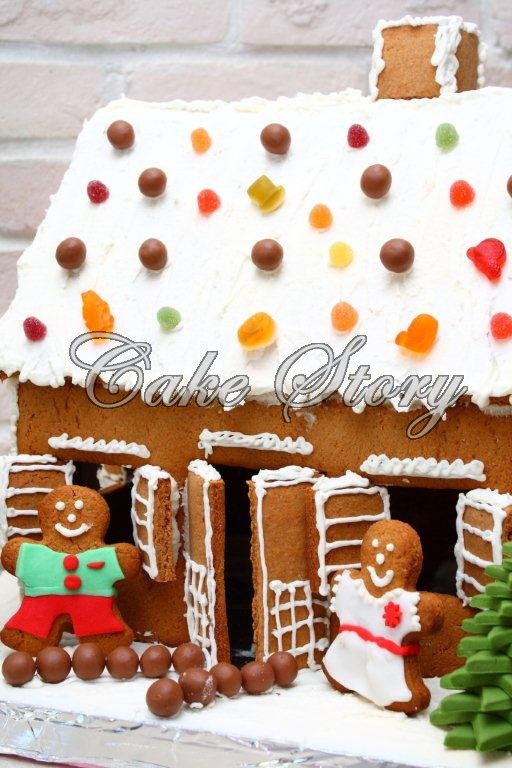 Cake Story: CHRISTMAS GINGERBREAD HOUSES