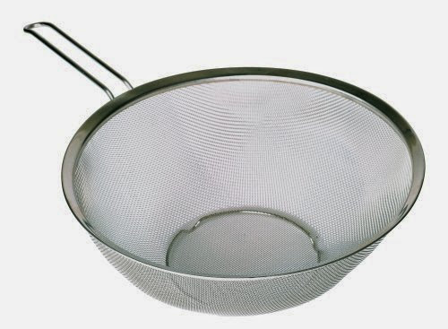  p!zazz 401-0021 Strainer with Stainless Steel Flat Bottom Loop Handle, 11-Inch