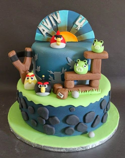 Angry Birds Birthday Cakes