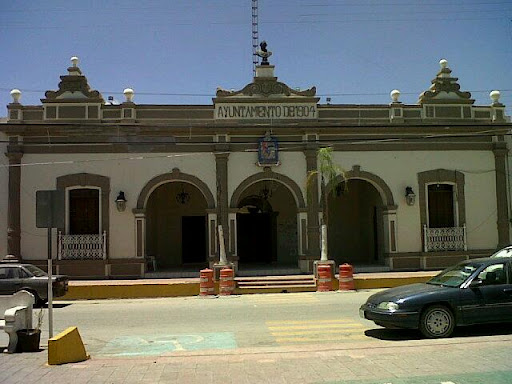 Presidencia Municipal de Salinas Victoria, Calle Juárez 110, Col. Centro, 65500 Salinas Victoria, N.L., México, Oficinas del ayuntamiento | NL
