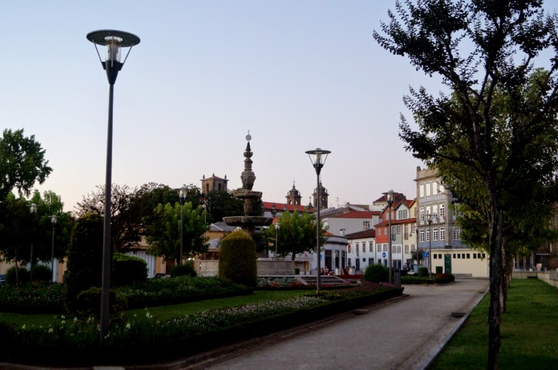 16/08- Braga, Briteiros y Guimaraes: De escaleras y los orígenes de Portugal - Descubre conmigo el Norte de Portugal (92)