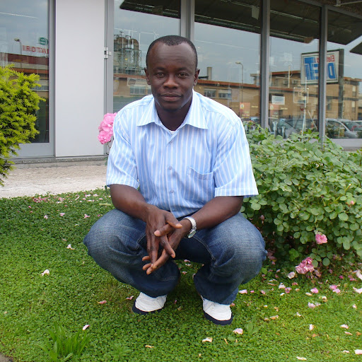 Robert Owusu Photo 15