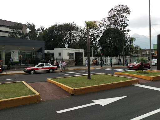 Hospital General Regional Orizaba Número 1, Oriente 6 Esq. Sur 41 2115, Centro, 94300 Orizaba, Ver., México, Hospital | VER