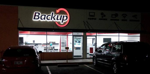 Backup, Blvd. Benito Juarez, Sanchez Taboada, 21360 Mexicali, B.C., México, Consultor informático | BC