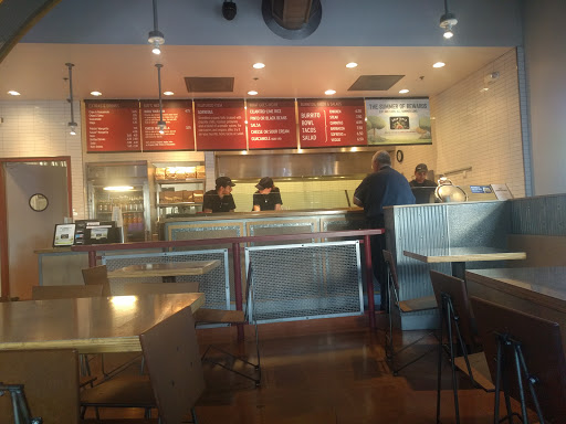 Mexican Restaurant «Chipotle Mexican Grill», reviews and photos, 139 N York St, Elmhurst, IL 60126, USA