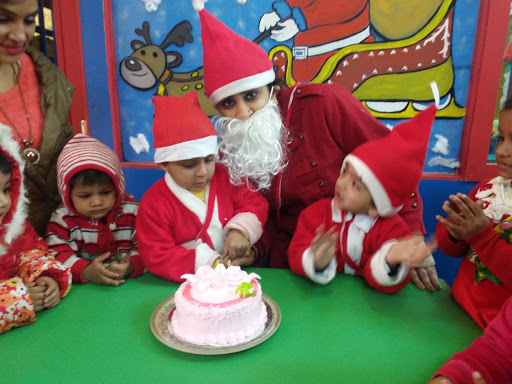 Mini Me Play School, A1-24, near Lancers Convent School,, Prashant Vihar, Delhi, India, Play_School, state DL