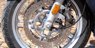 Adaptive braking (ABS)