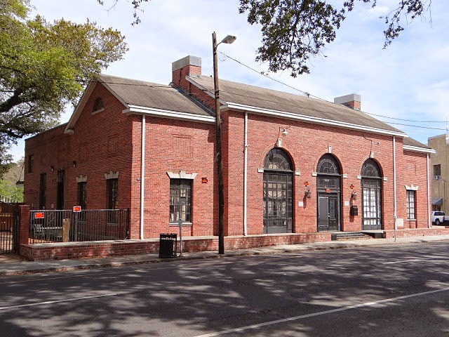 Old Houma post office, 2014