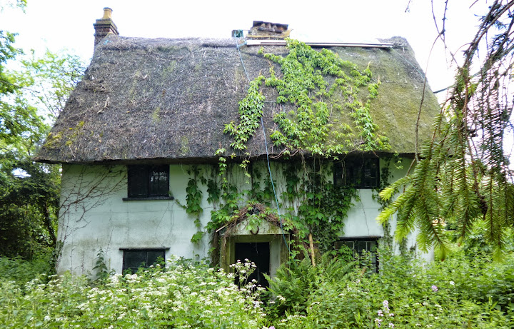 Spooky cottage, Chrishall