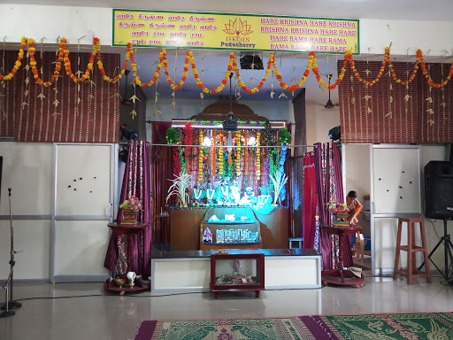 ISKCON - Sri Sri Radha Madhava Temple, No. 2-B, 7th Cross Corner, Krishna Nagar Main Road, Krishna Nagar, Puducherry, 605008, India, Religious_organisation, state PY