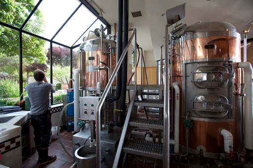 Peter B's Brewpub