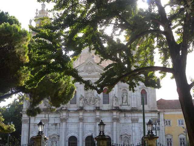 Осенняя небрежность Португалии и ветреные Азоры. 2014