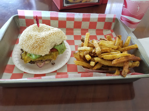 Restaurant «The Waynesburger», reviews and photos, 100 W Main St, Waynesboro, PA 17268, USA