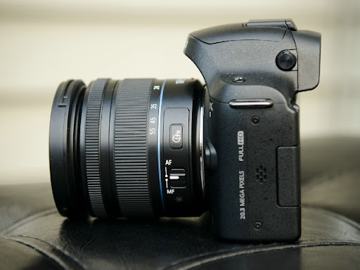 Samsung NX20