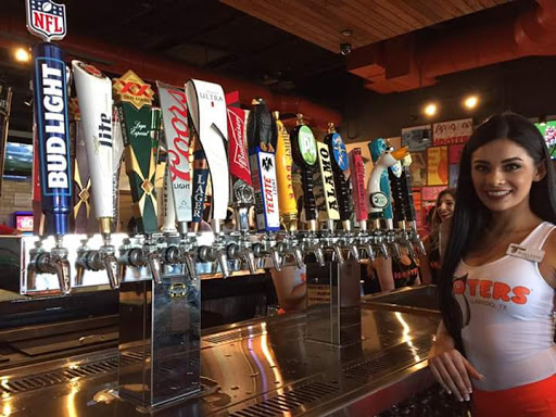 Free slot play at hooters