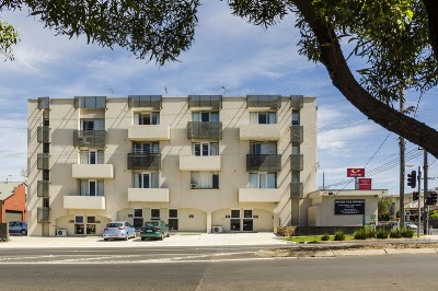 Photos of Parkville Place Apartments