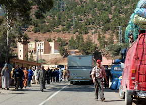 Ruta de las mil kasbahs con niños - Blogs de Marruecos - 07 Cruzando el Atlas hasta Skoura (5)