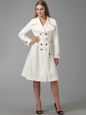 updatefashion: Burberry Trench Coats On Button, Buckle With Belt For ...