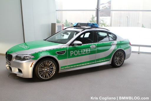 BMW-M5-polizei-04