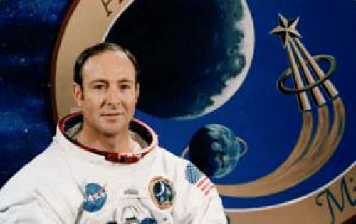 Apollo Astronaut Chats About Ufo Alien Belief