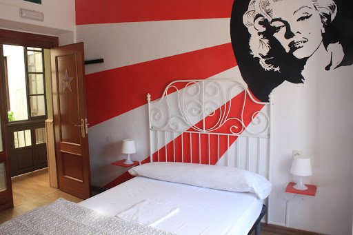 Summer Cádiz Hostal