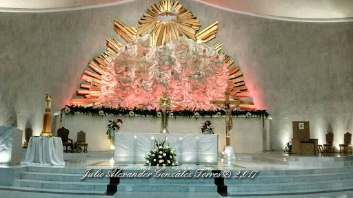 Catedral Del Espiritu Santo, Calle Veracruz 2531, Madero, 88270 Nuevo Laredo, Tamps., México, Iglesia cristiana | TAMPS