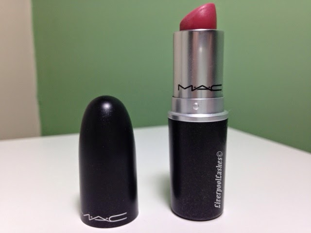 MAC lipstick in Please Me