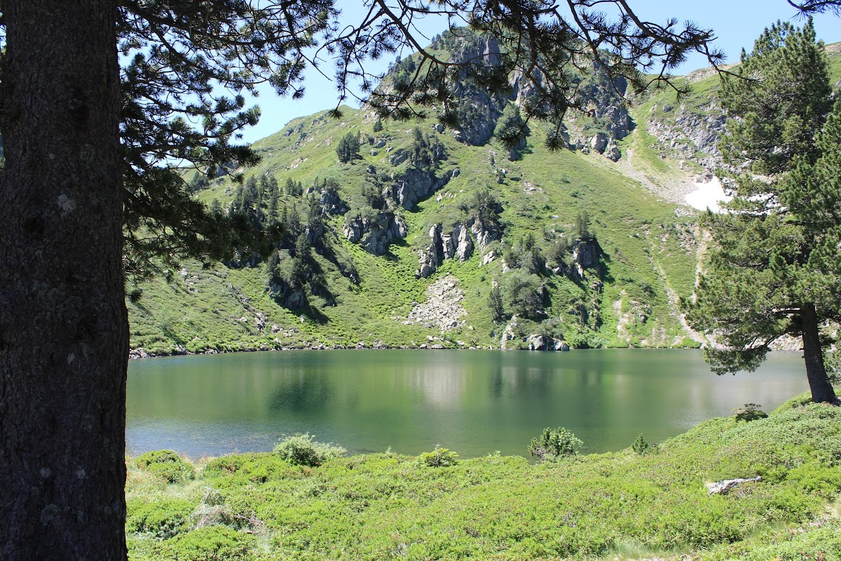 Le pic de Tarbesou, le lac Bleu et le lac Noir IMG_3618