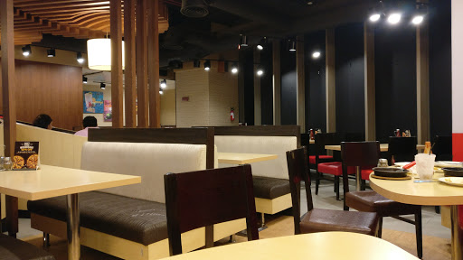 Pizza Hut, SN 7,4th Flr, Pavilion Mall, Kailash Cinema Rd, Ludhiana, Punjab 141001, India, Pizza_Restaurant, state PB