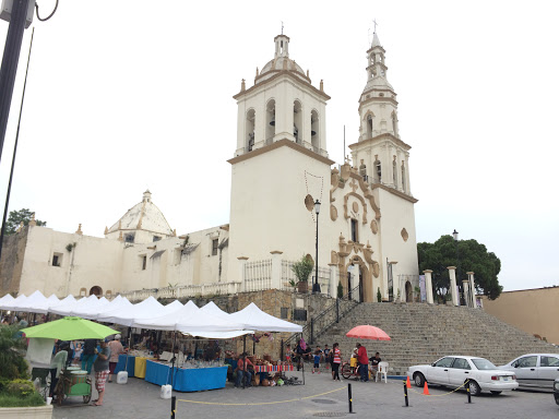 Parroquia Santiago Apóstol, Juárez S/N, Santiago, 67300 Santiago, N.L., México, Iglesia católica | NL