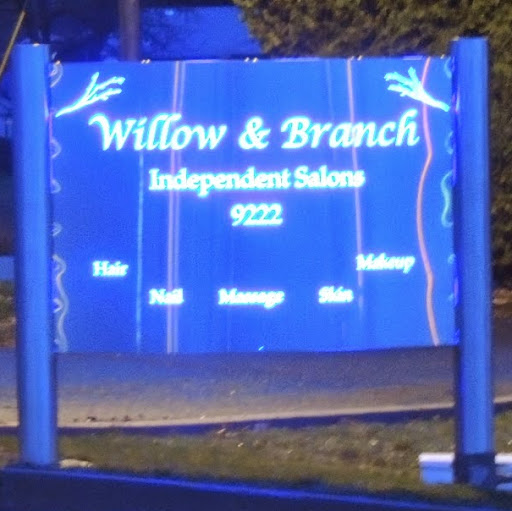 Willow and Branch Independent Salon Studios logo