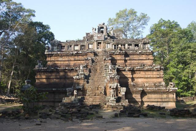 Les plus grandes pyramides dans le monde (PHOTOS) Cambodge+-+Temple+Phimeanakas