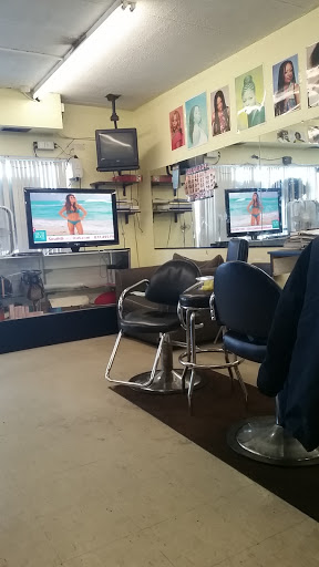 Fifi African Hair Braiding - Beauty Salon in Dolton