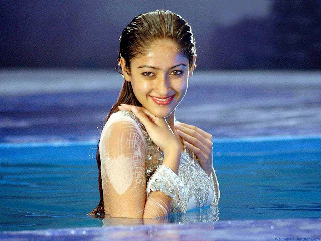 Ileana D'Cruz Photos