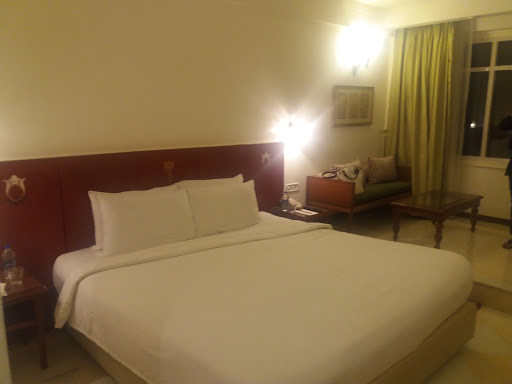 The Gateway Hotel