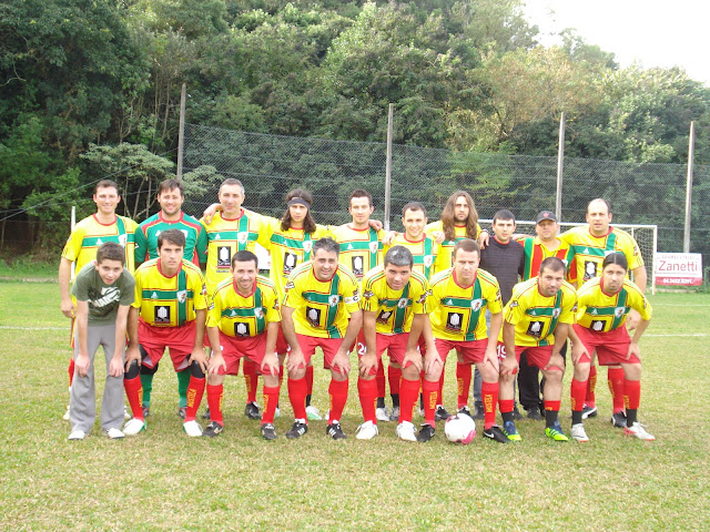 Seguindo a boa fase, o Deportivo Mustela goleia o Universitário