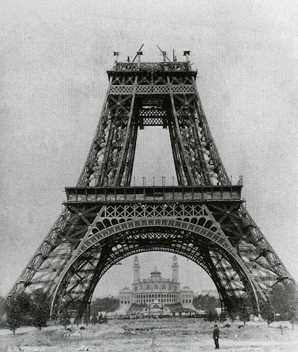 Chantier de la Tour Eiffel en 1888