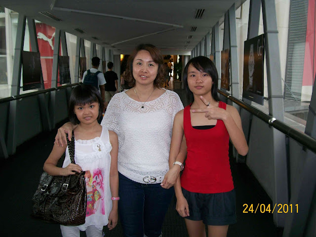 Ju En & Ju Yi ~ 2011