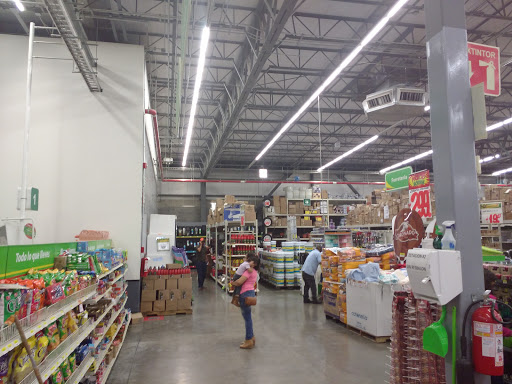 Bodega Aurrera, Blvd. Plan de Guadalupe 1200, Centro, 25900 Ramos Arizpe, Coah., México, Supermercados o tiendas de ultramarinos | COAH