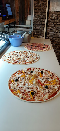 Pepperoni restaurang online pizza